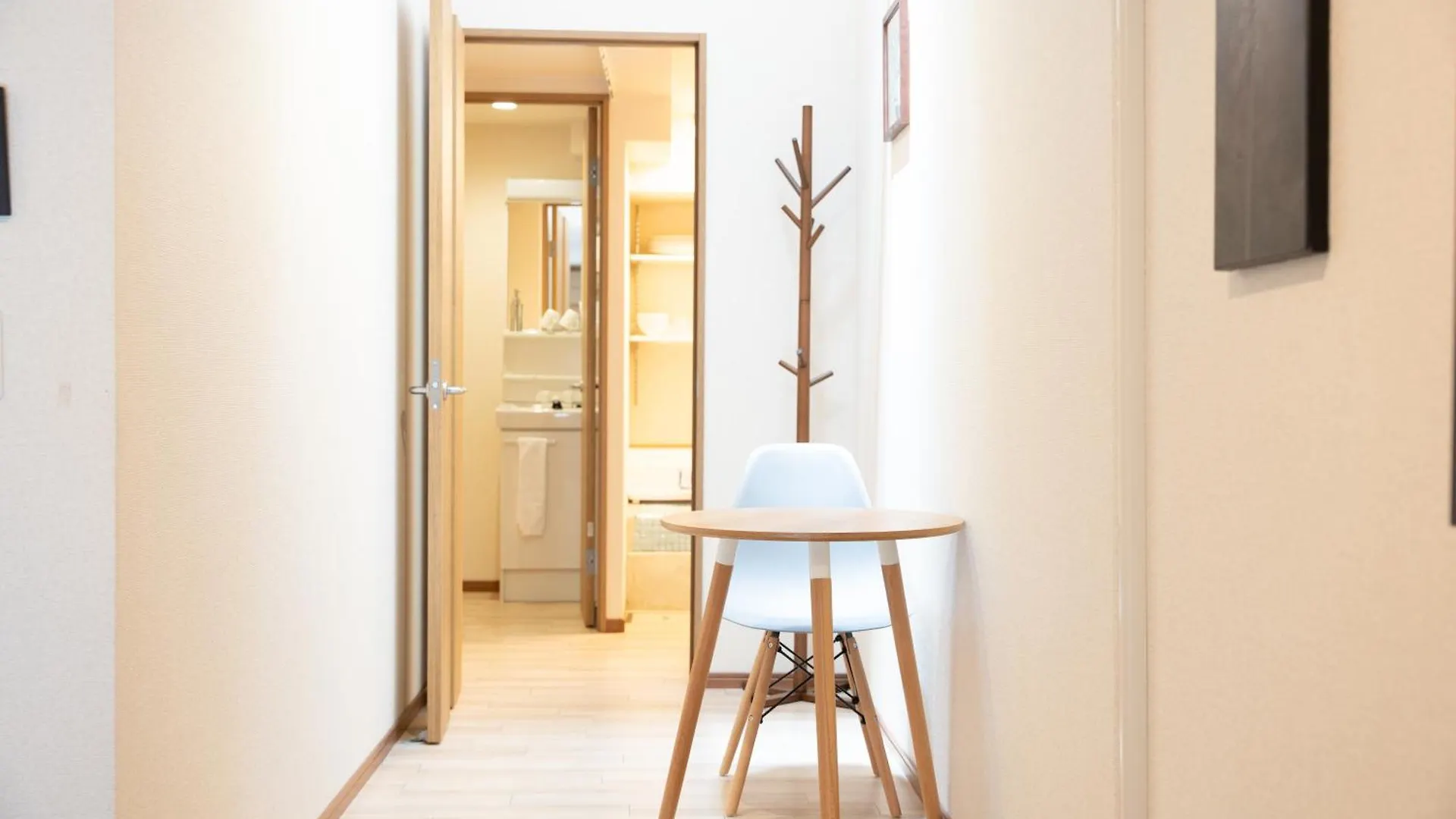 Guest house Jpreserve Nishi Iwamoto Cho Kyoto Japan